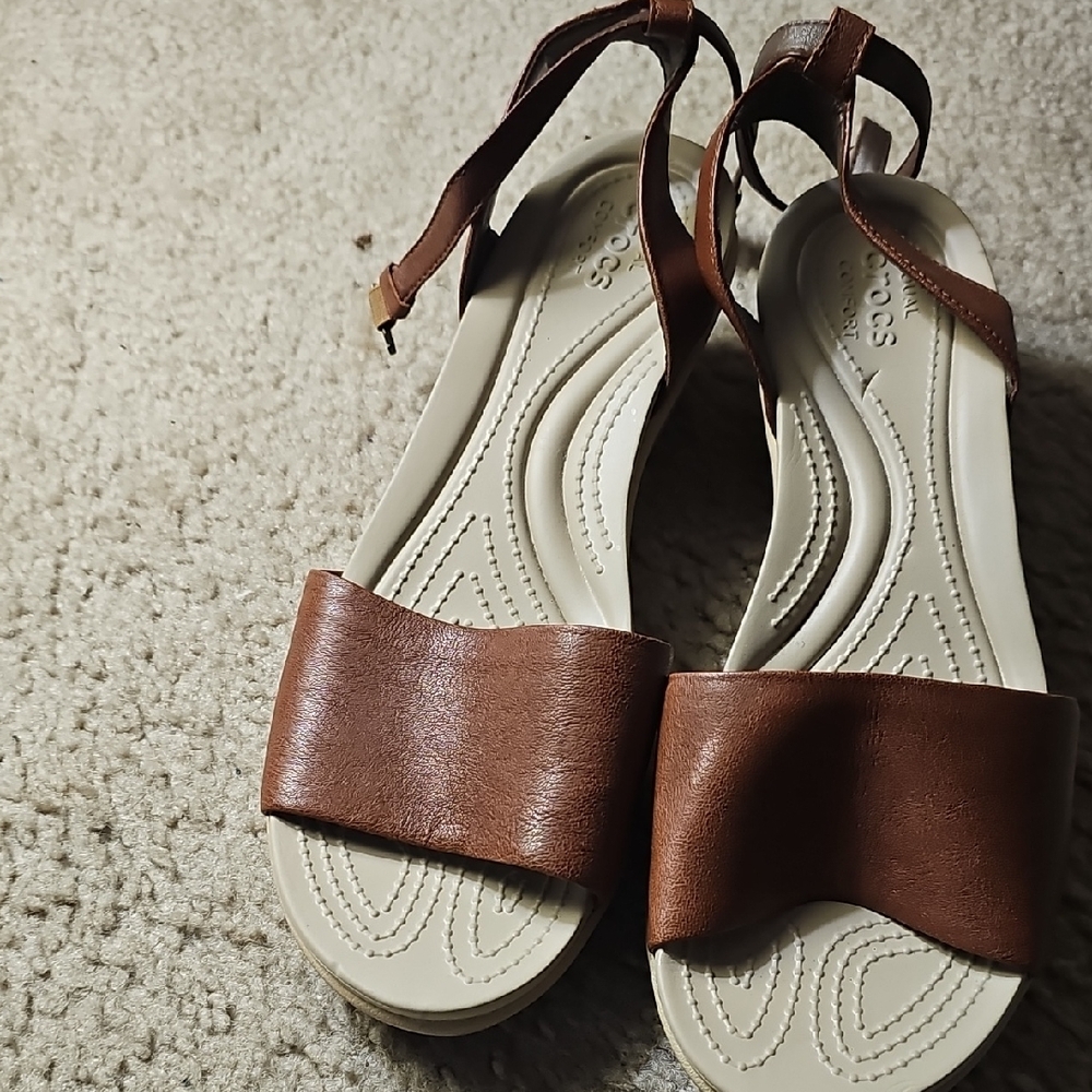 CROCS Women's Tan Sandals